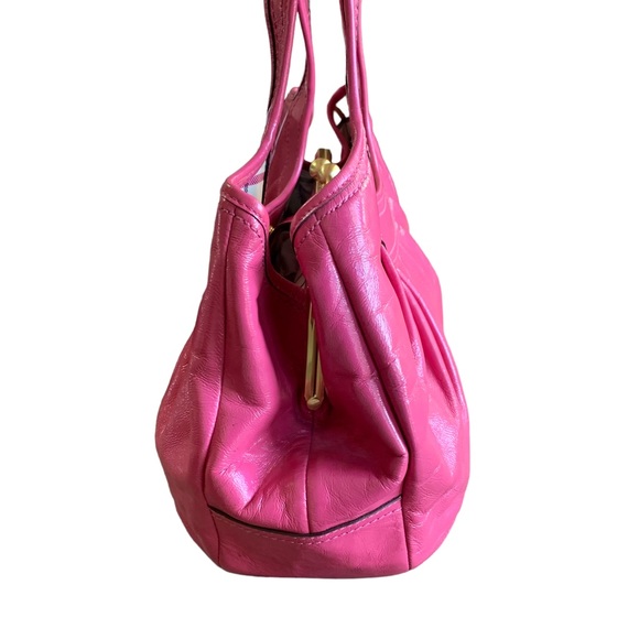 (1405) COACH PURSE ERGO PLEADED PATENT LEATHER HANDBAG FUCHSIA - Picture 6 of 16